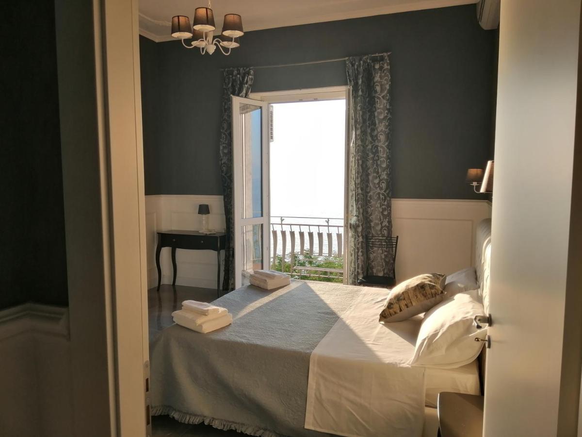 Hotel Ellysblue à Pizzo  Extérieur photo