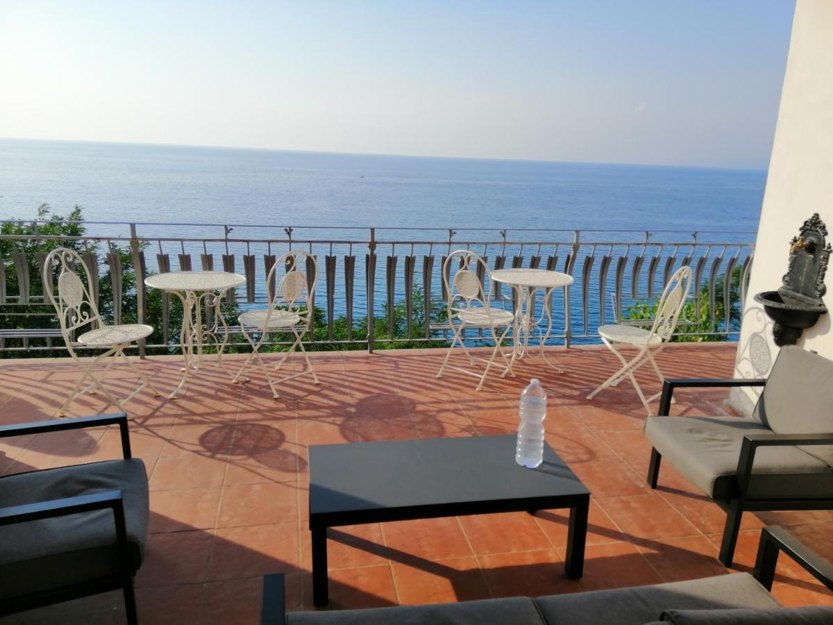 Hotel Ellysblue à Pizzo  Extérieur photo
