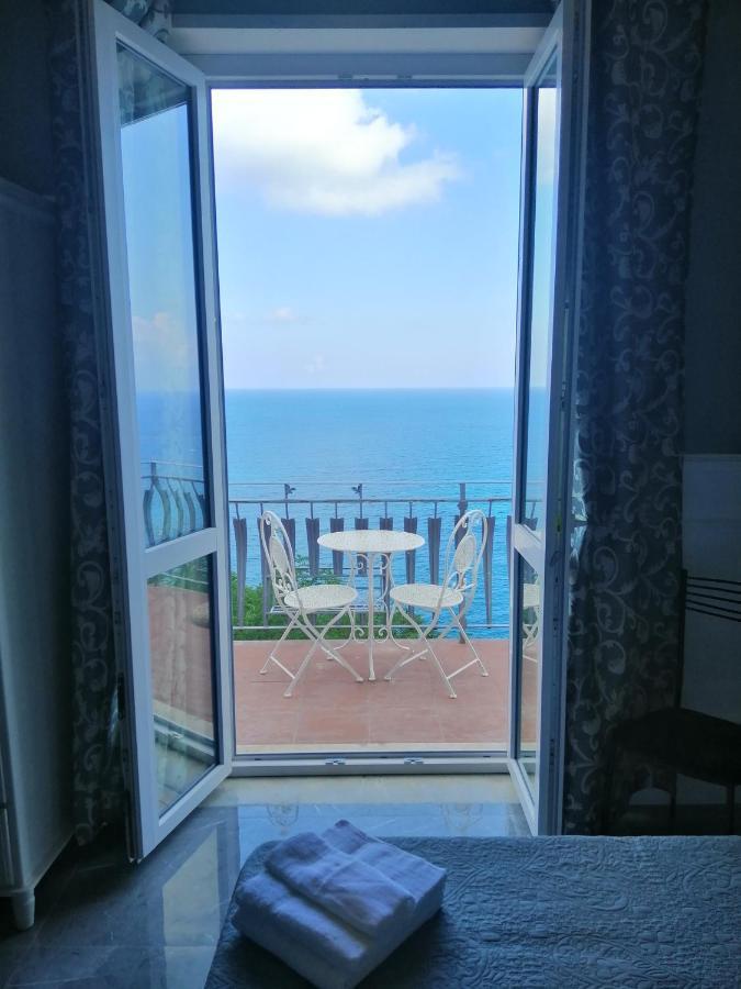 Hotel Ellysblue à Pizzo  Extérieur photo